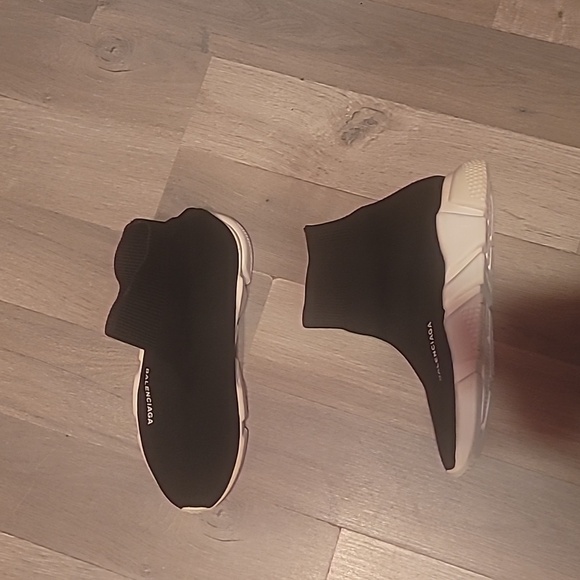 Balenciaga Shoes - Balenciaga Speed 2.0 Knit Sock Trainer Sneakers Size 8 Black & White